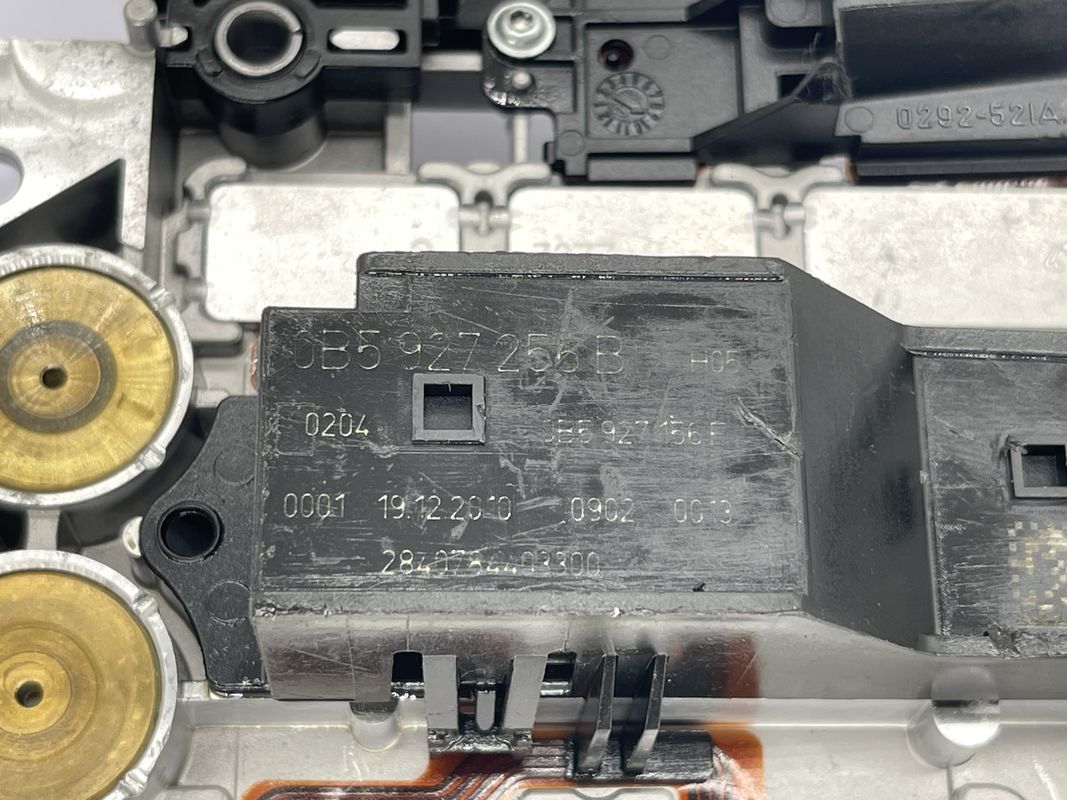 AUDI A4/A5/A6/A7/Q5/RS5/S5/S6/S7 için 7 vitesli çift debriyajlı şanzıman kontrol ünitesi modülü