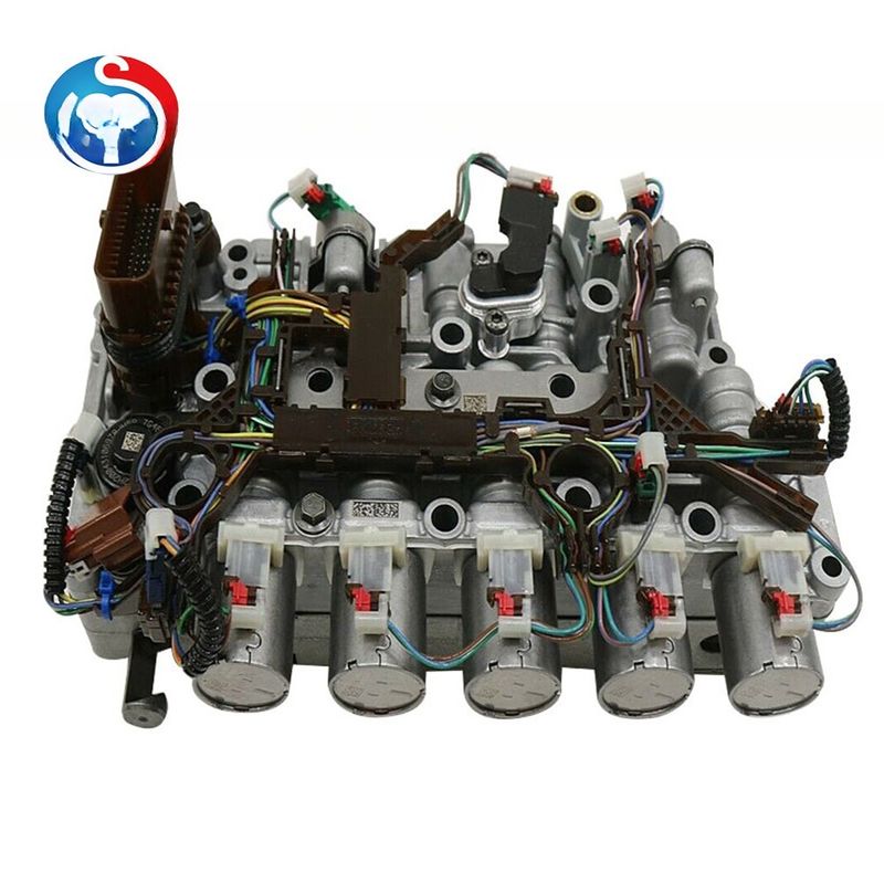 7KG Ford Escape EDGE Transmission Part 8F24 8F35 Valf gövde montajı tüketimle birlikte