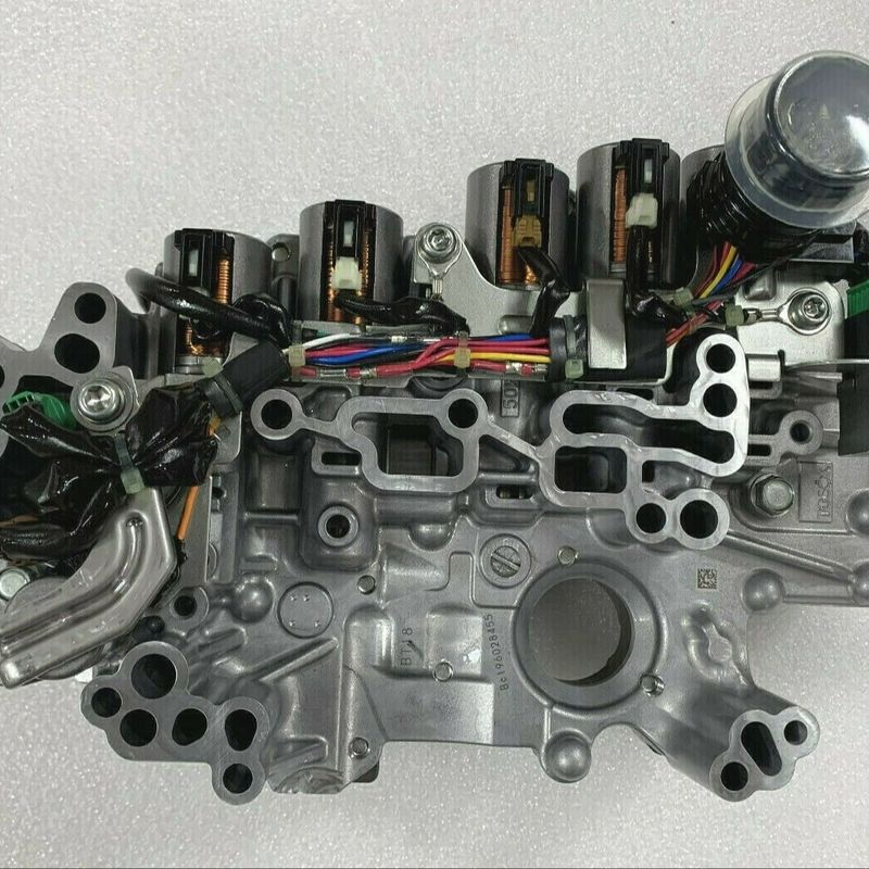 GENUINE VERSA CVT AUTOMATIK GEARBOX JF020E 2012-2013 için kontrol valf montajı NV200