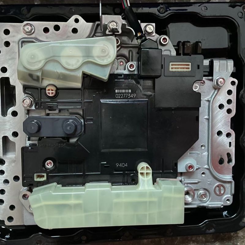RE7R01A JR710E Nissan ve Infiniti 2023 için 35X35X25CM Boyutunda şanzıman valfi gövdesi