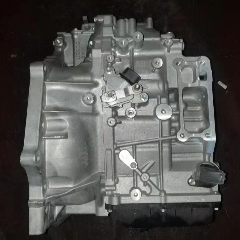 UB80E UA80E Lexus QX260 için araba şasi parçası 8 vitesli manuel otomatik şanzım