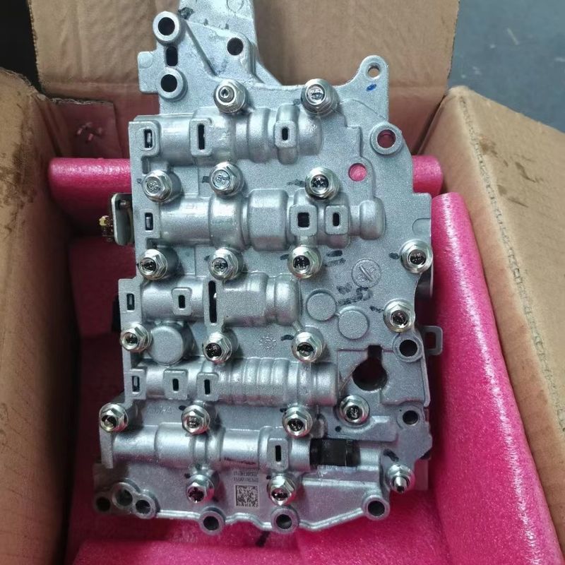 018CHA Arrizo 3/5/5plus Geely Emgrand Vision X3 BYD Qin için Valf Beden Montajı