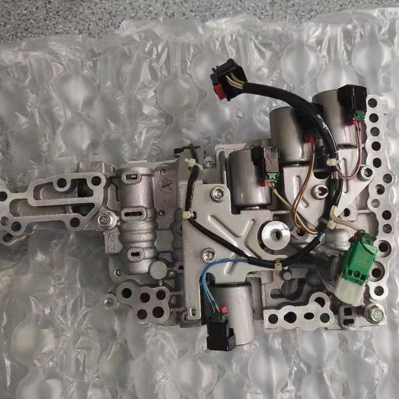 018CHA Arrizo 3/5/5plus Geely Emgrand Vision X3 BYD Qin için Valf Beden Montajı