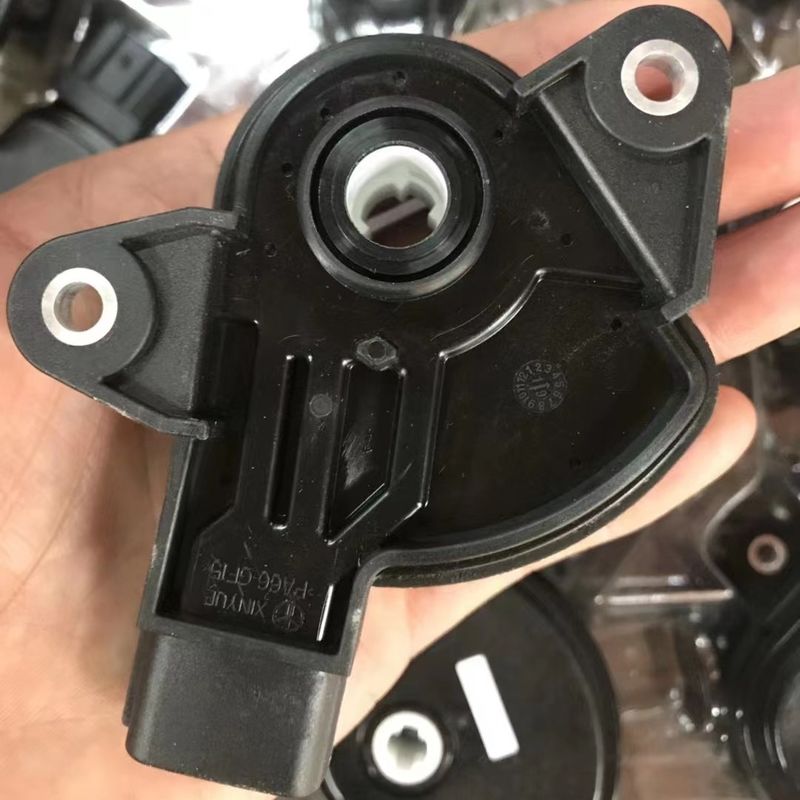 GEELY Ssangyong Lifan için üst- M11 DSI6 Şanzıman Düğmesi Konum Sensörü 0511-659074