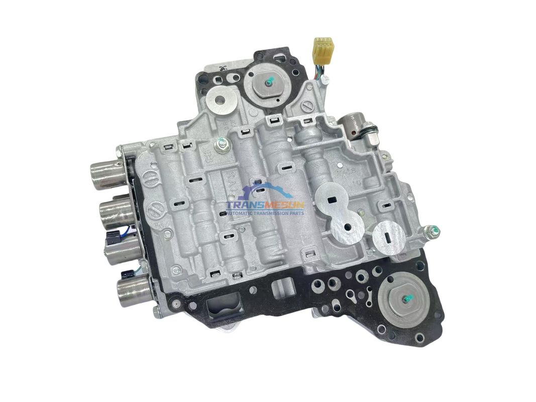 Yeniden üretilen RE4F03B Nissan Tiida 1.6L 2004-2006 31705-3CX00 31705-3CX0E için valf gövde montajı