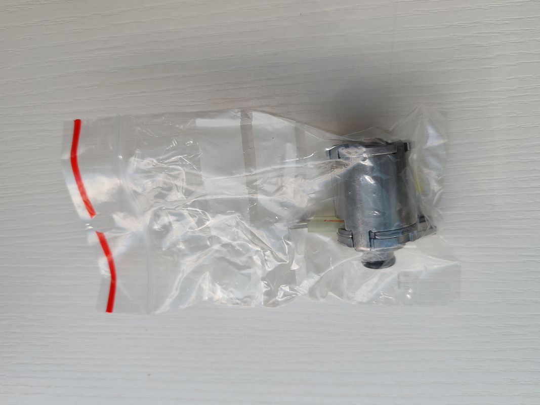 yeni 0B5 DL501 AUDI A4L A6L Q5 2.0T için hat basıncı (N472) ve debriyaj soğutma (N471) solenoid valfleri 50229