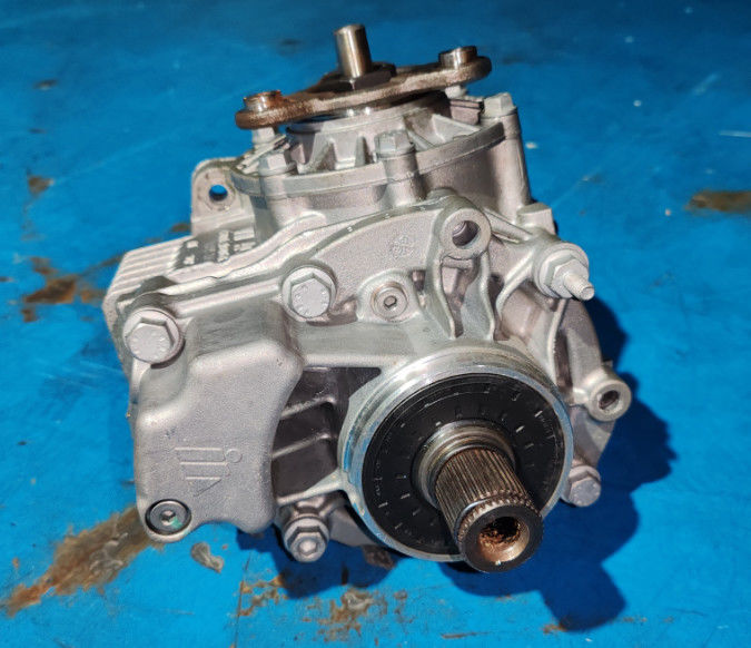 Audi 2010-2023 Q3 2.0T için yepyeni MPT VAA450 transfer kesi montajı 0A6409053AJ 0A6409053AM