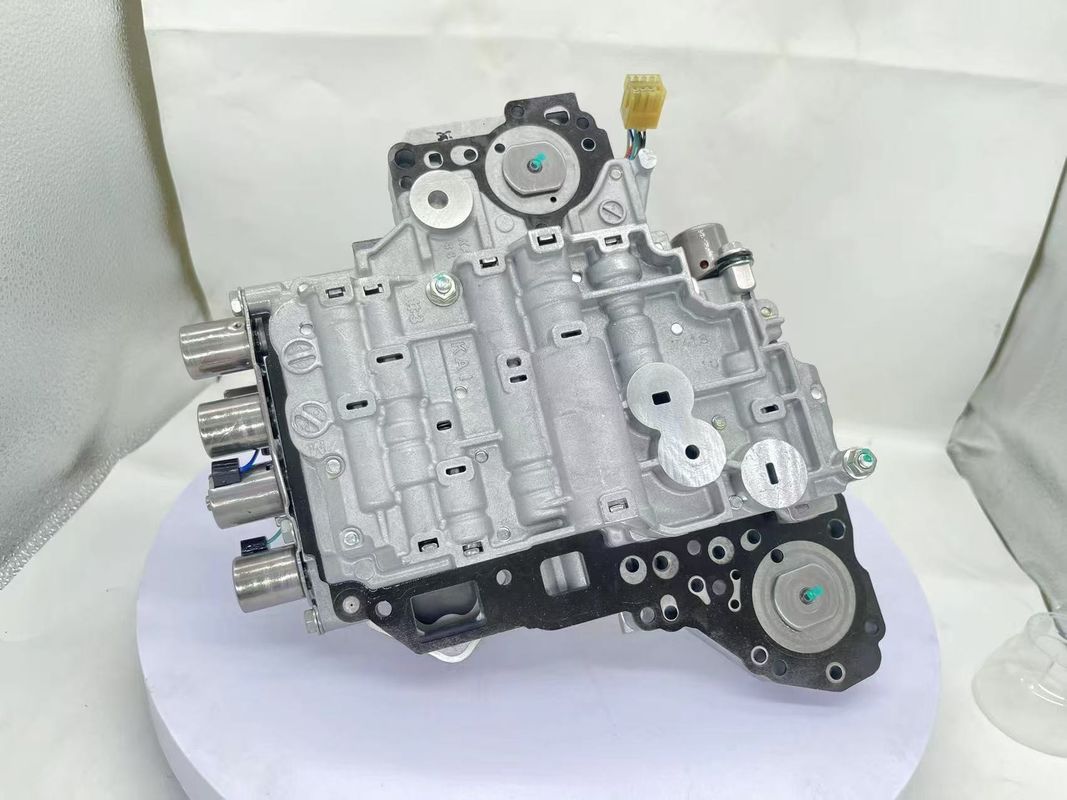 Yeniden üretilen E4F03B otomatik vites kutusu, Nissan 2005-2017 Tiida 1.6L için 31705-3CX00 Valf gövde montajı