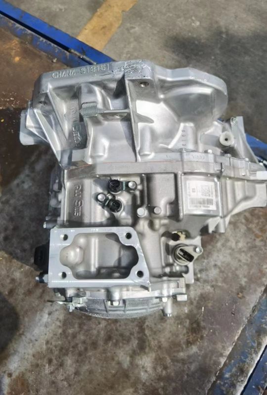 Yeniden üretilen U440E U442E 4 vitesli otomatik şanzıman sistemi 1500010-B01 2012-2016 için CHANGAN CS35 1.6L 2WD