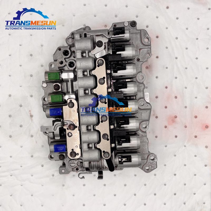GA8G45AW Otomatik Şanzıman Valf Beden Montajı 24338744991 BMW X1 F48 için Tek Yağ Sıcaklığı Sensörü Versiyonu ile