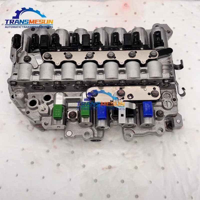 GA8G45AW Otomatik Şanzıman Valf Beden Montajı 24338744991 BMW X1 F48 için Tek Yağ Sıcaklığı Sensörü Versiyonu ile